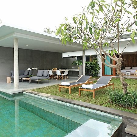 แอเรีย วิลลา อูบัด Villa อูบุด ภายนอก รูปภาพ